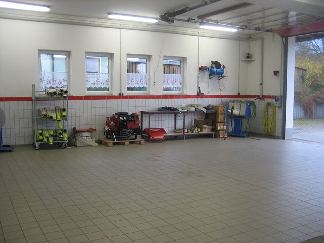 Feuerwehrhaus Halle innen