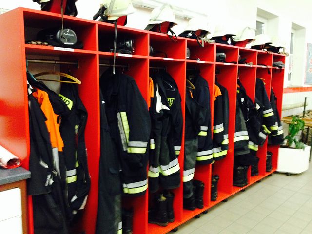 Feuerwehrhaus Umkleide Atemschutz